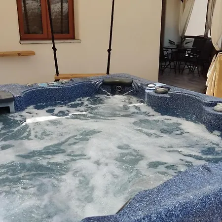Eco Santorini * Εμπορειό